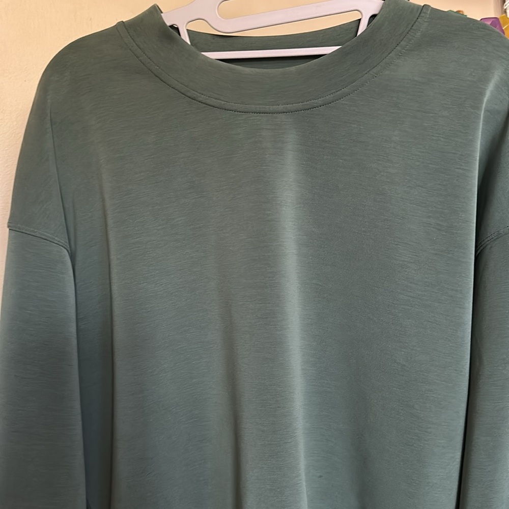Lululemon Sage Green Crewneck Scuba Sweatshirt - Picture 3 of 10